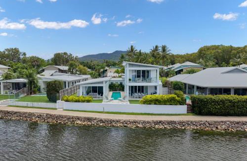Trinity Beach House | Deja View Trinity Beach