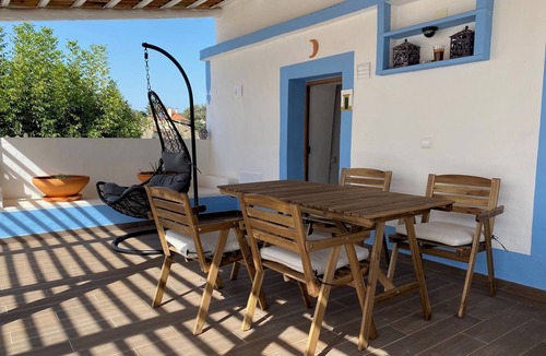 Ansiao Apartment | Delightful studio near charming Alvorge with a private scenic outdoor patio