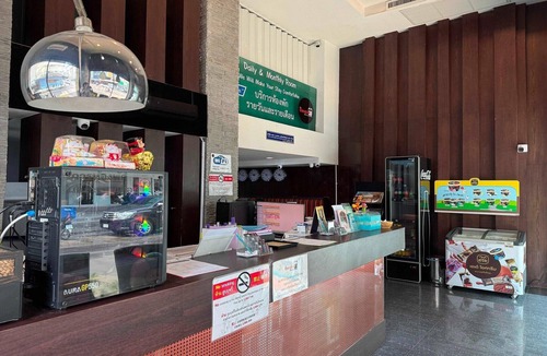 Makkasan House | Deluxe City Stay | Near Airport Link & Transport