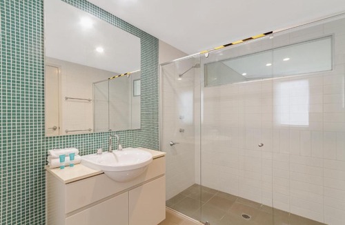 Kingscliff Apartment | Deluxe Dual-Key Apartment in Salt Spa Resort by uHoliday - 3BR, 2BR and Hotel Room Options Available