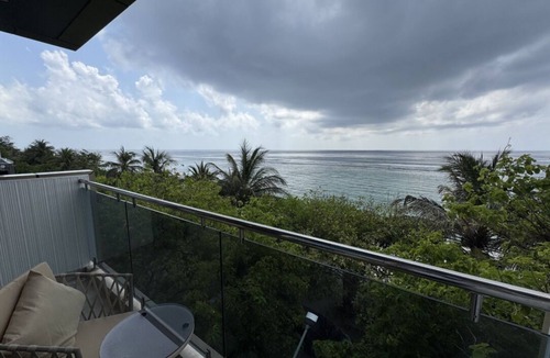 Male Apartment | Deluxe Premium Beach-view Room with Balcony