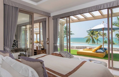 Khuk Khak Beach Hotel | Devasom Khao Lak Beach Resort & Villas