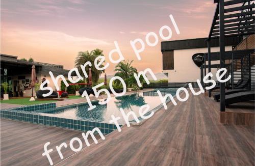 Ban Ta Khun Villa | dham ธาม - Spacious 3BR Row House near the Dam
