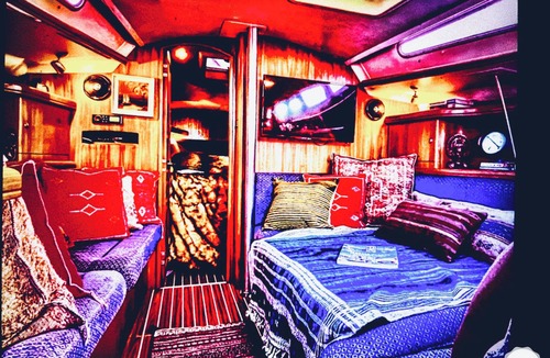 Double Bay Boat Rental | DIVINE YACHT OVERLOOKING SYDNEY HARBOUR