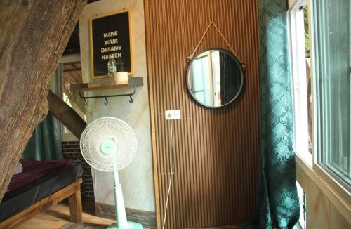 Phasi Charoen Hostel | Do Dee cafe
