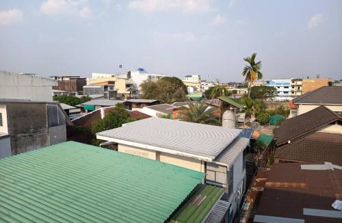 Nai Mueang Hostel | Doctor Thanut Hostel