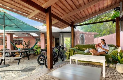 Sunshine Beach Hostel | Dolphins Backpackers