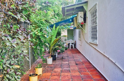 Maxwell Cottage | Dover Beach - Kismet Garden 1 Bedroom Cottage