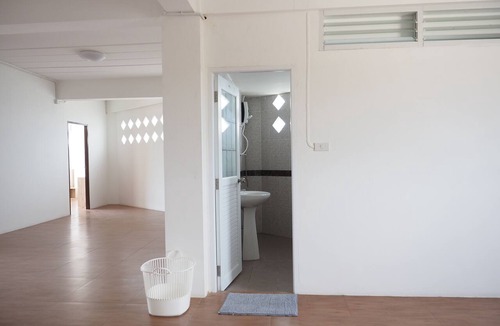 Nakhon Chai Si Hotel | DreamStay