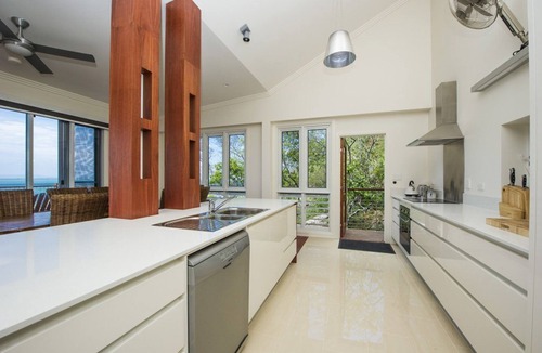 Picnic Bay House | Driftwood