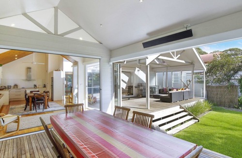 Pearl Beach House | Driftwood @ Pearl by HolidayCo.