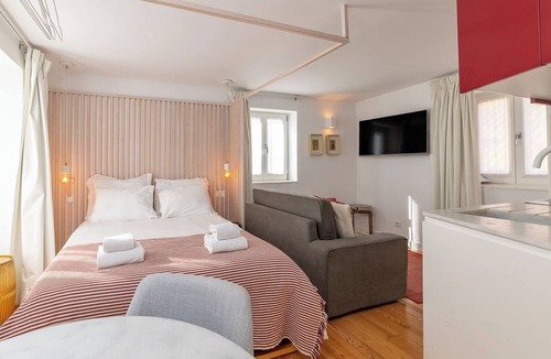 Santo Estevao Apartment | Duplex Studio Downtown Lisbon 2 BR Walkable