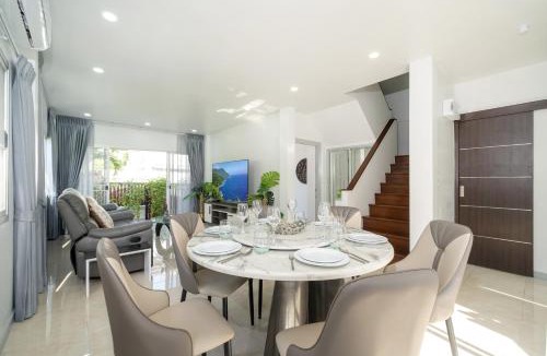 Choeng Thale Villa | Duplex Style 3-BR Corner Private Pool Villa
