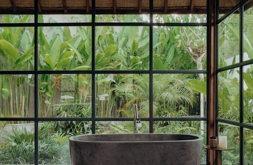 Tumbu Village Hotel | East Bali Volcano View Resort - Adults