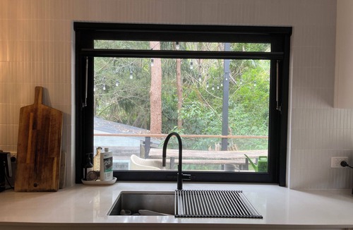 Bateau Bay House | East Bateau Bay Rainforest Retreat - 2 Mins To Beach - 3-6 Month Stayz