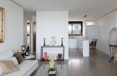 Tamarama Apartment | Easy Breezy, Tamarama IH