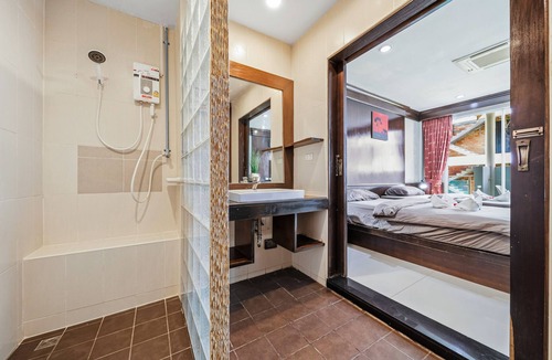 Kata Hostel | EBS Hostel Phuket, Kata Beach