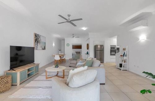 Cairns Central Business District Apartment | 'Eclipse' A Poolside Family Escape in the CBD