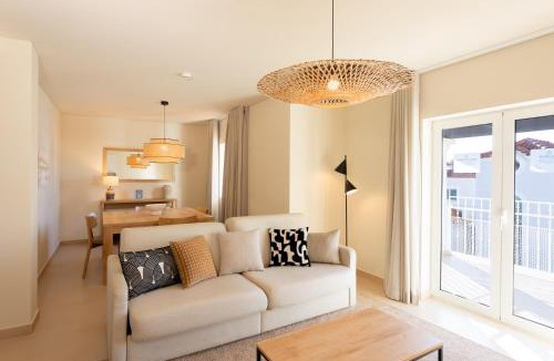 Alpouvar Resort | Eden Villas & Apartments