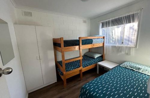 Melville Hotel | Edithburgh Foreshore Apartments