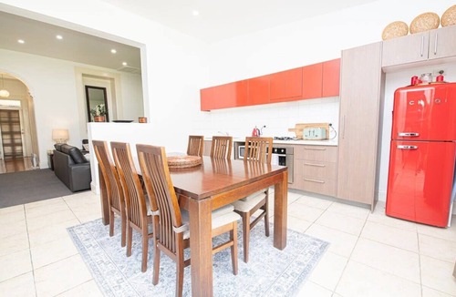 Glenroi House | Edward Cottage - Trendy East Orange, Close to CBD