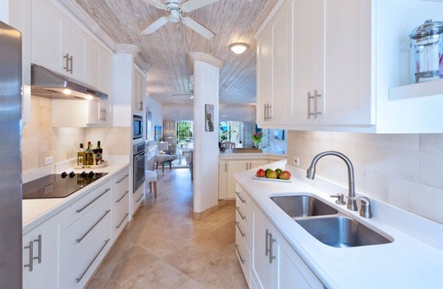 Gibbs Bay Villa | Emerald Beach 3 Ixoria