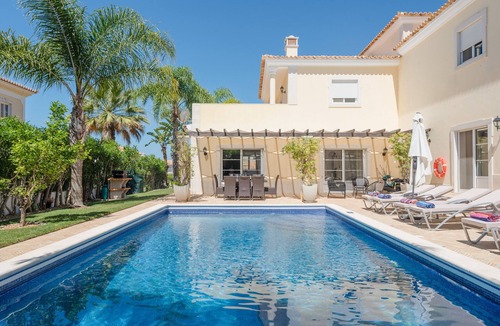 Vale do Garrao Villa | Endless Summer Luxury Villa