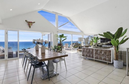North Coast House | Epic View - Pets Stay Free, Beach, 3Bed 3Bath, Luxe