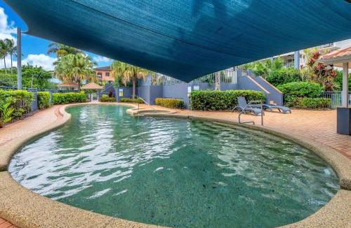 Cairns North Apartment | Escape Ordinary Stay Somewhere Exceptional - Waterfront 3 Bedroom Cairns Condo