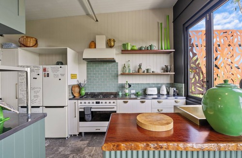 Beechmont Cabin | Escape to Serenity in Beechmont Luxurious Cabin Retreat