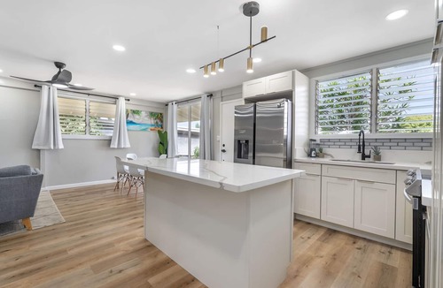 Ewa House | Ewa Beach 3BR - Sleeps 6, WiFi, A/C + Golf & Shop
