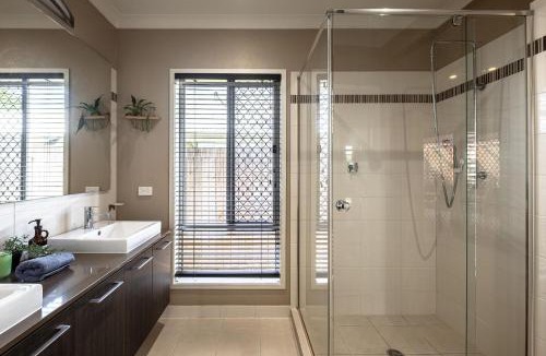 North Lakes House | Ex-Display Comfort North Lakes Short Stay Haven