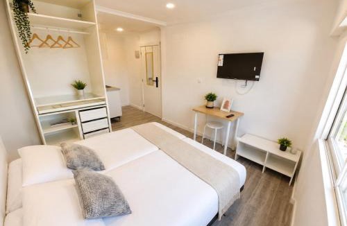 Alferrarede Apartment | Exclusive Studio Kitchenette e WC Privativo