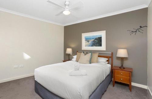 Perth Central Business District Apartment | Executive 2BR Suite on Mounts Bay Road