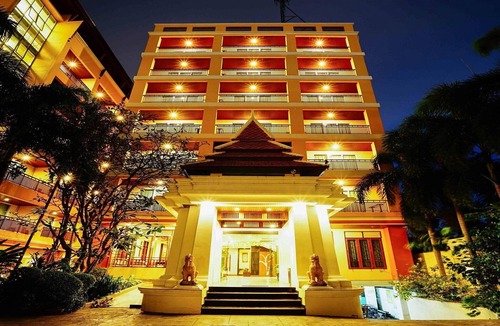 North Pattaya House | Executive Comfort | Free Pool Access & Parking