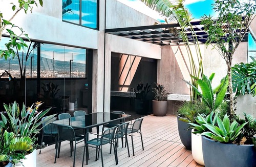 Rohrmoser Apartment | Executive studio close to National Stadium and AirPort