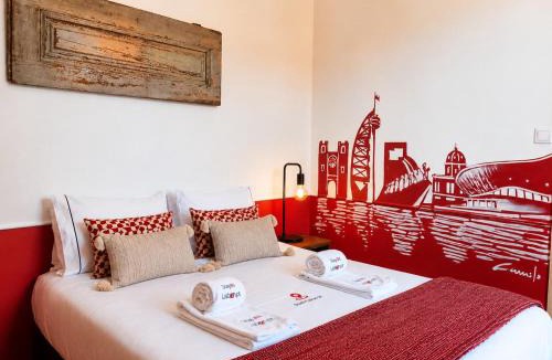 Se Apartment | Explore Lisbon from an Artistic Alfama Home