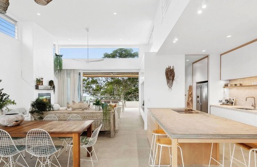 Balgowlah Heights House | Exquisite luxury family haven w/pool, spa and views!