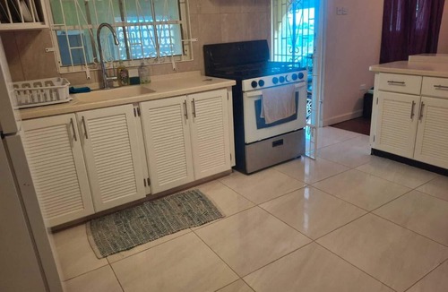 West Coast House | Fairview