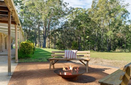 Woollamia House | Family Getaway on Farifax