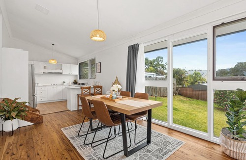 Kanahooka House | Family Home with Views - Kanahooka