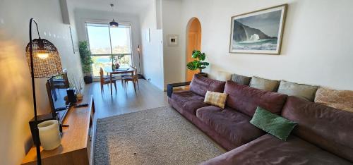 Tamarama Apartment | Fantastic Sea Views - Relaxed Coastal Living