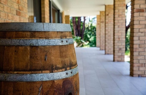 Clothiers Creek Apartment | Farm-Stay House - Amazing Views