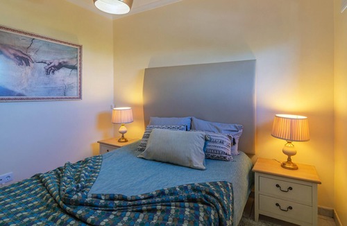 Montenegro Apartment | FARO AIRPORT FLAT 5 by HOMING