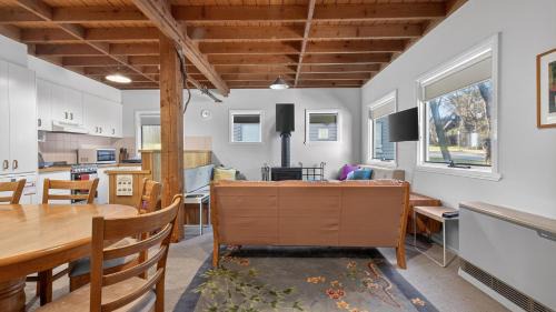 Dinner Plain House | Feathertop