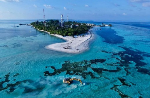 Dhangethi House | fehivilla resistance