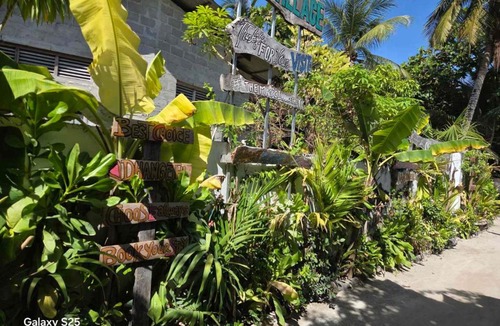 Dhangethi House | fehivilla resistance