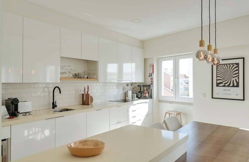 Restelo Apartment | Flat w/Balcony & Workspace by HostWise