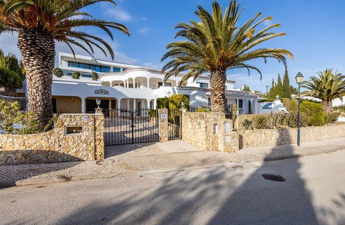 Vila do Bispo Villa | Fortaleza sea view Villa Miramar - two-bed apartment with private pool