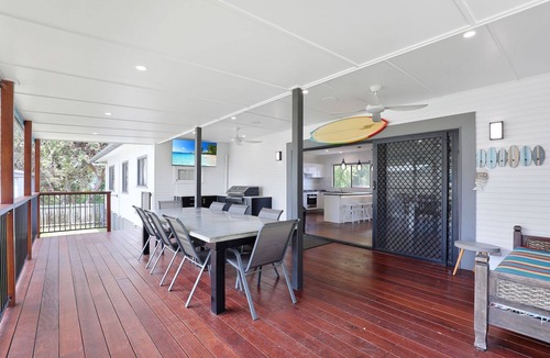 Amity Point House | Four bedroom, Two Bathroom House Sleeping 10